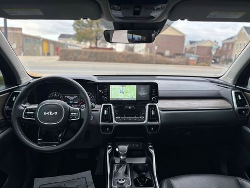 Used 2022 Kia Sorento X-Line EX image 18