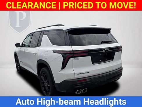 New 2026 Chevrolet Traverse LT w/ Midnight/Sport Edition FWD image 8