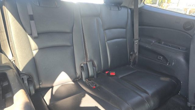 Used 2017 Honda Pilot Elite image 13