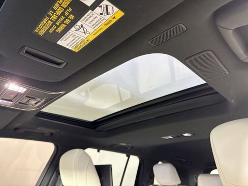 Certified 2022 Lexus LX 600 4WD w/ Appearance Package image 21