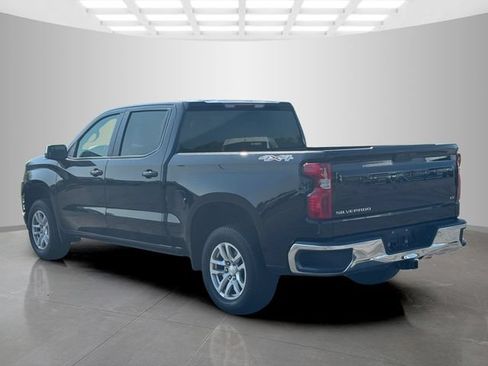 Used 2022 Chevrolet Silverado 1500 LT w/ Bed Protection Package AWD/4WD image 5