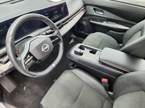 Certified 2023 Nissan Ariya FWD image 10