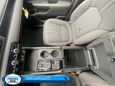 New 2025 Honda Pilot Sport image 27