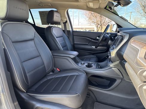 Used 2021 GMC Acadia Denali w/ Denali Ultimate Package image 20