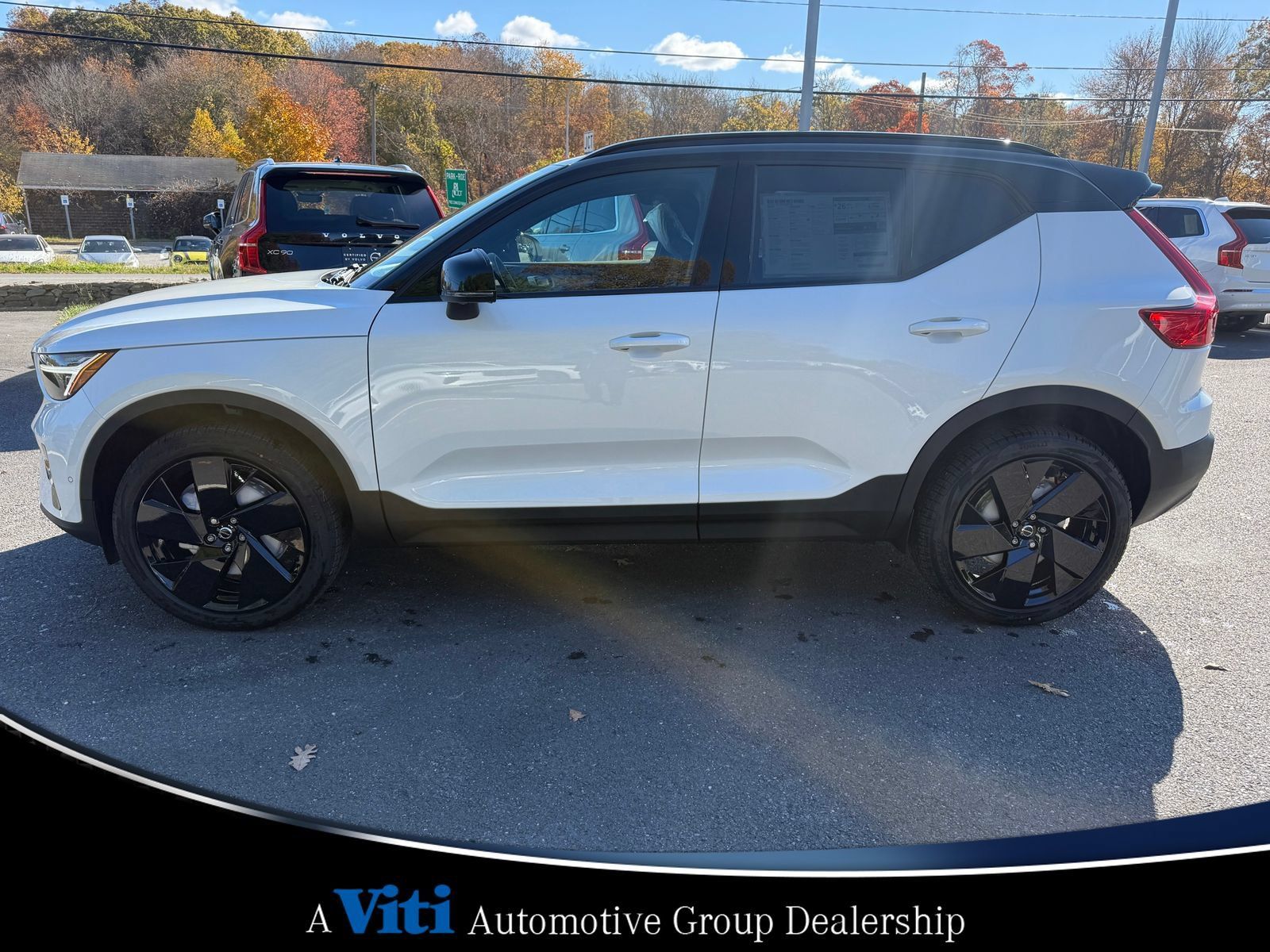 Used 2026 Volvo XC40 B5 Ultra w/ Protection Package Premier AWD/4WD image 5