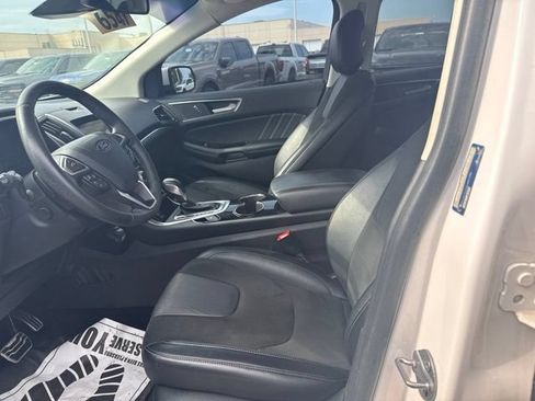Used 2018 Ford Edge Sport w/ Equipment Group 401A AWD/4WD image 16