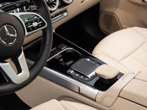 Certified 2022 Mercedes-Benz GLB 250 GLB 250 image 12