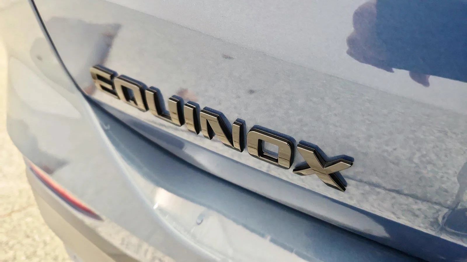 Used 2024 Chevrolet Equinox RS AWD/4WD image 17