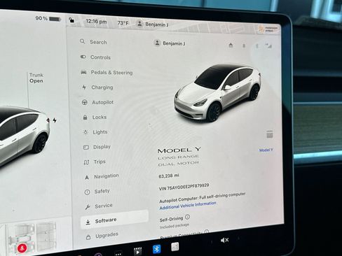 Used 2023 Tesla Model Y Long Range AWD/4WD image 31