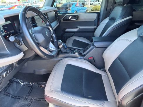 Used 2022 Ford Bronco Wildtrak AWD/4WD image 18