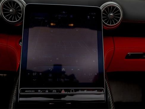 Used 2023 Mercedes-Benz SL 63 AMG SL 63 AMG image 35