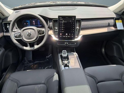 New 2026 Volvo XC90 B5 Core w/ Protection Package AWD/4WD image 15