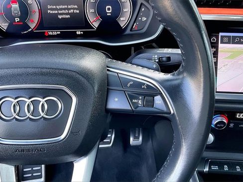 Used 2019 Audi Q3 2.0T Prestige w/ Prestige Package image 19