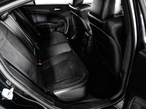 Used 2023 Dodge Charger R/T w/ Plus Group image 34