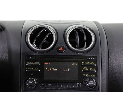 Used 2013 Nissan Rogue SV image 8