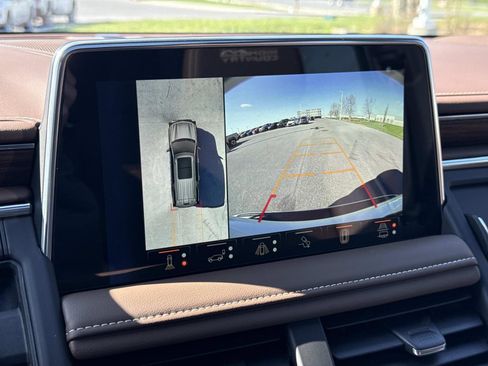 Used 2023 Chevrolet Tahoe High Country w/ Advanced Technology Package image 5