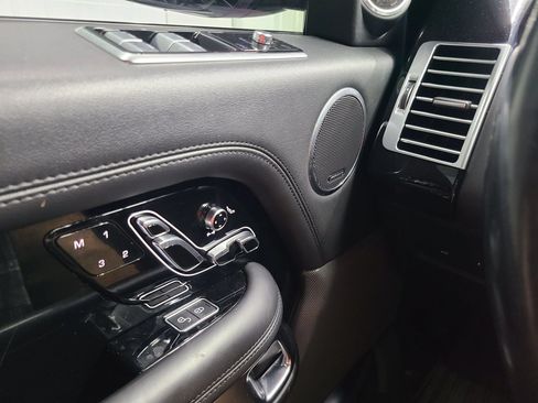 Used 2020 Land Rover Range Rover HSE AWD/4WD image 26