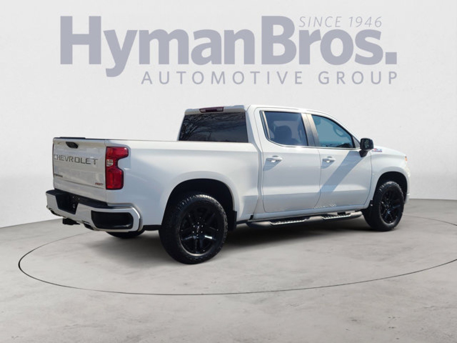 Used 2022 Chevrolet Silverado 1500 RST AWD/4WD image 3