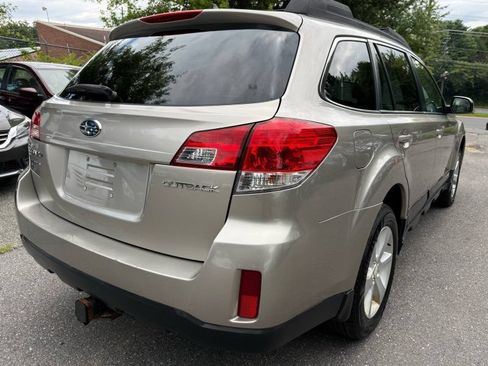 Used 2014 Subaru Outback 2.5i Premium w/ Popular Package #1A AWD/4WD image 7