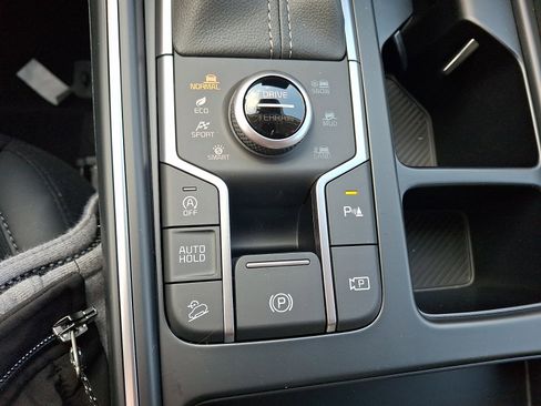 New 2026 Kia Sorento X-Line EX image 17