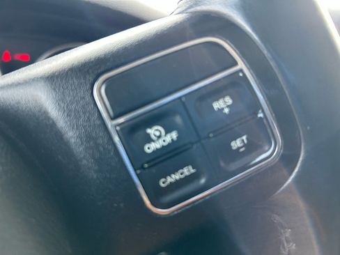 Used 2015 Jeep Wrangler Unlimited Sahara image 19