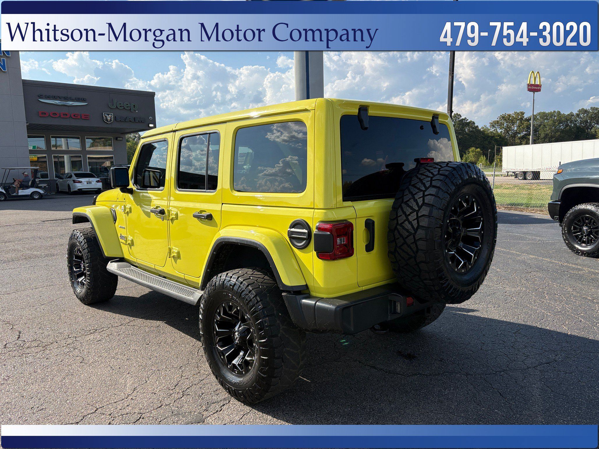 Used 2022 Jeep Wrangler Unlimited Sahara w/ LED Lighting Group AWD/4WD image 7