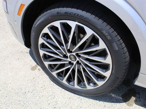 New 2026 Hyundai Palisade Calligraphy AWD/4WD image 3