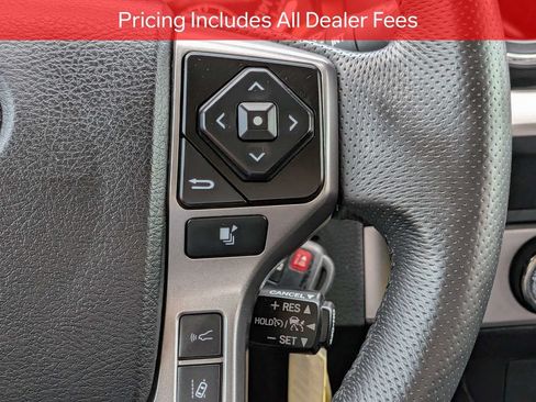 Certified 2022 Toyota Tacoma SR5 AWD/4WD image 28