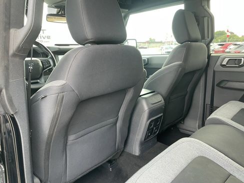 Used 2022 Ford Bronco Big Bend image 55
