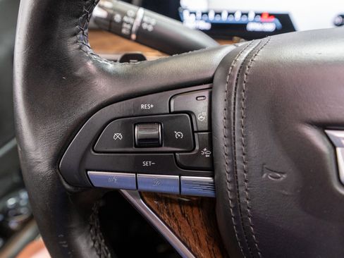 Used 2021 Cadillac Escalade ESV Sport Platinum AWD/4WD image 30