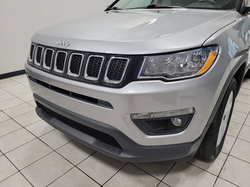 Used 2020 Jeep Compass Latitude w/ Cold Weather Group image 30