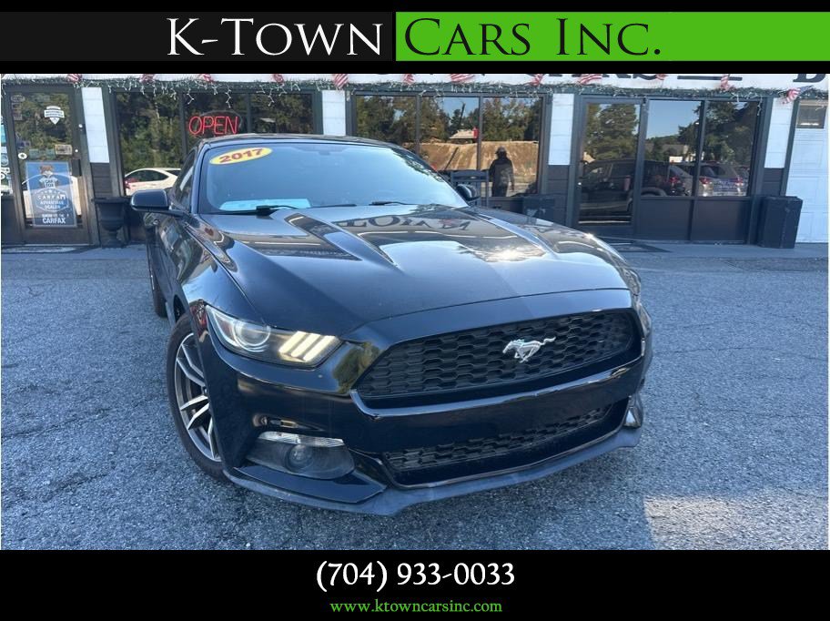 Used 2017 Ford Mustang Coupe RWD image 1