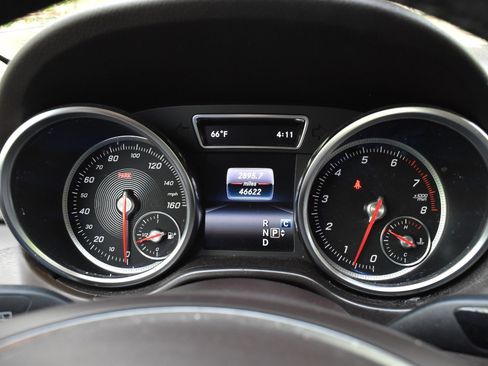 Used 2019 Mercedes-Benz GLE 400 4MATIC image 27