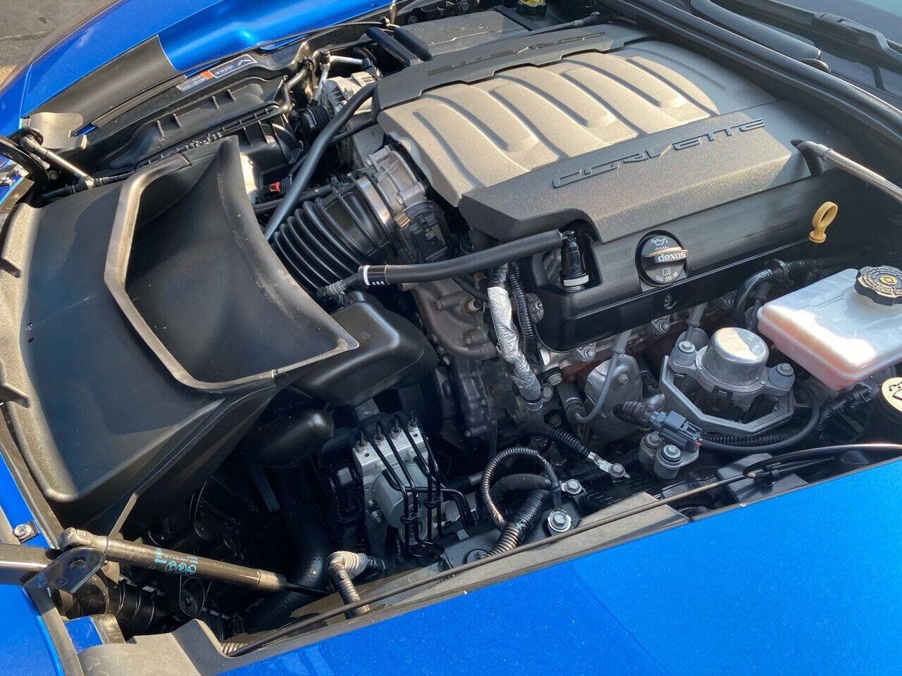 Used 2016 Chevrolet Corvette Stingray Coupe RWD image 58