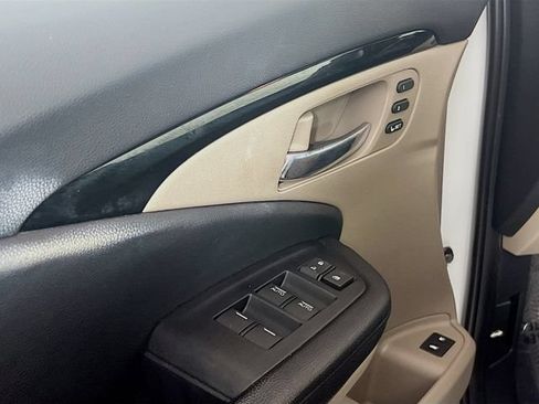 Used 2017 Honda Pilot Touring image 17
