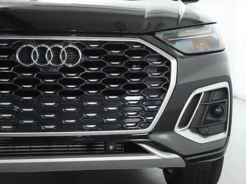 Used 2023 Audi Q5 2.0T Premium w/ Convenience Package AWD/4WD image 7