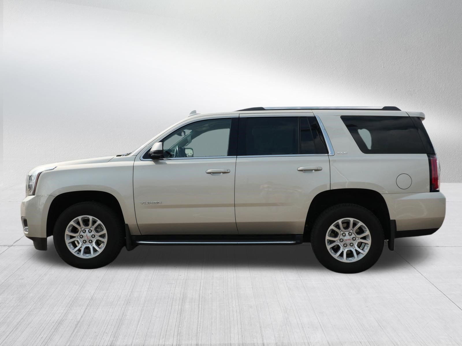 Used 2015 GMC Yukon SLE w/ Convenience Package AWD/4WD image 4
