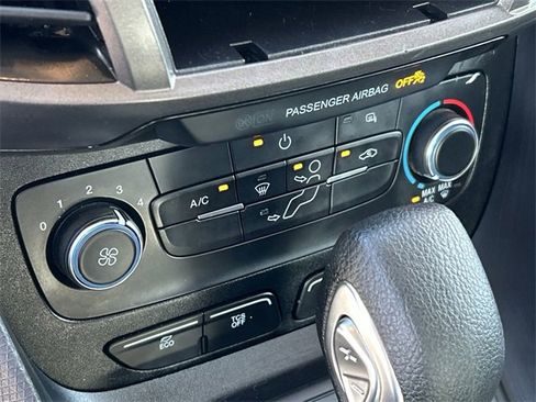 Used 2022 Ford Transit Connect XL image 29