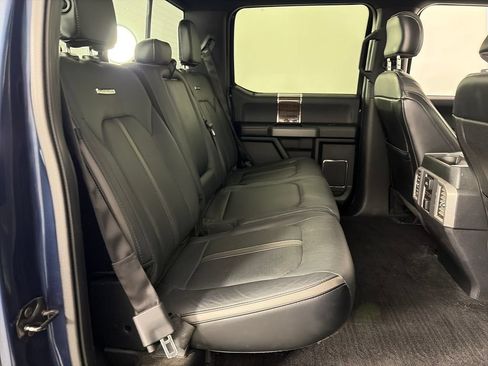 Used 2015 Ford F150 Platinum w/ Equipment Group 701A Luxury AWD/4WD image 30