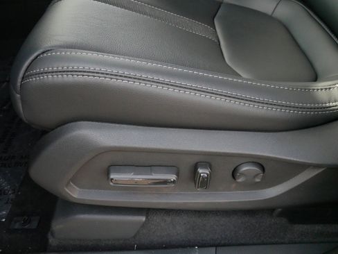 New 2025 Honda Pilot EX-L image 17