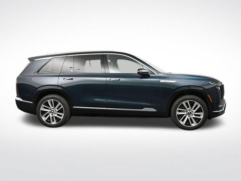 Used 2026 Cadillac Vistiq Luxury AWD/4WD image 6