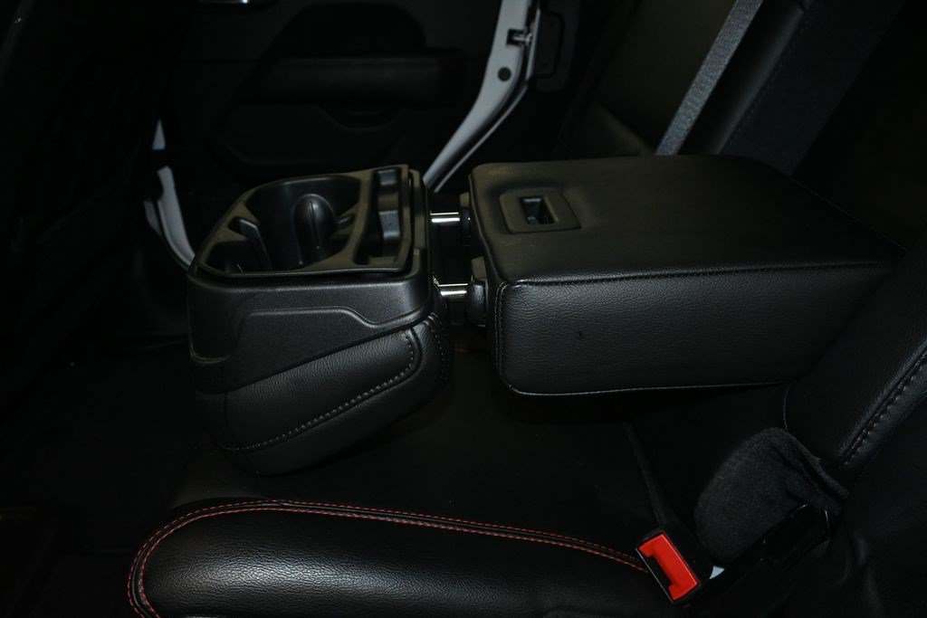 Used 2020 Jeep Wrangler Unlimited Rubicon AWD/4WD image 19