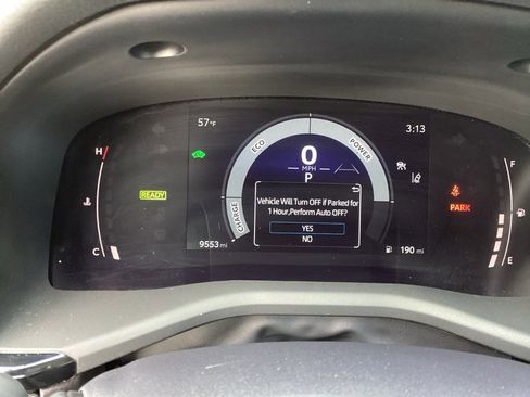 Used 2025 Toyota Camry LE w/ Convenience Package image 11