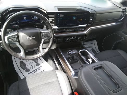 Used 2022 Chevrolet Silverado 1500 RST w/ Protection Package AWD/4WD image 11