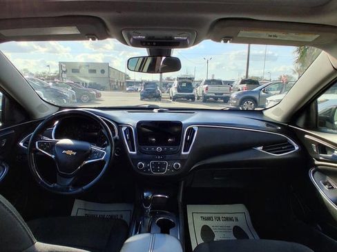 Used 2021 Chevrolet Malibu LT w/ Midnight Edition image 13