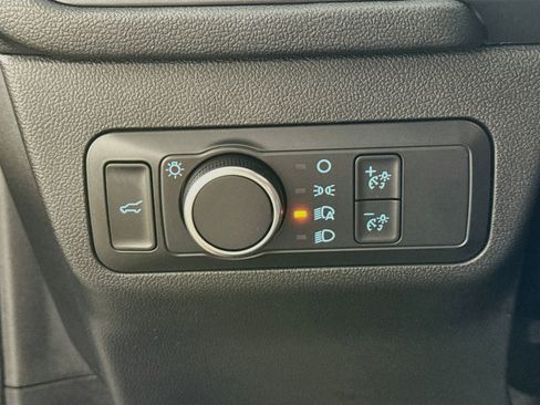 Used 2022 Ford Escape SE w/ SE Sport Appearance Package AWD/4WD image 13