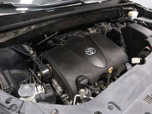 Used 2019 Toyota Highlander Limited AWD/4WD image 16
