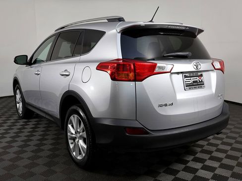 Used 2014 Toyota RAV4 Limited image 11