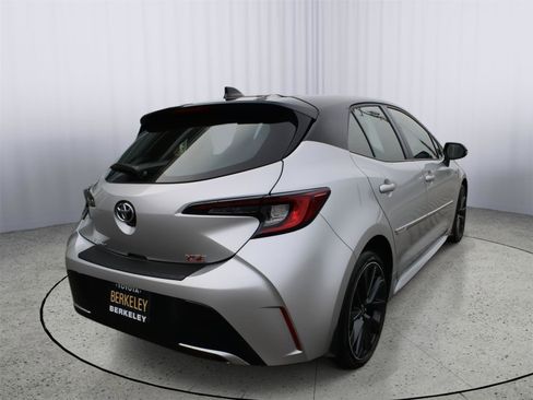 Used 2024 Toyota Corolla XSE image 8