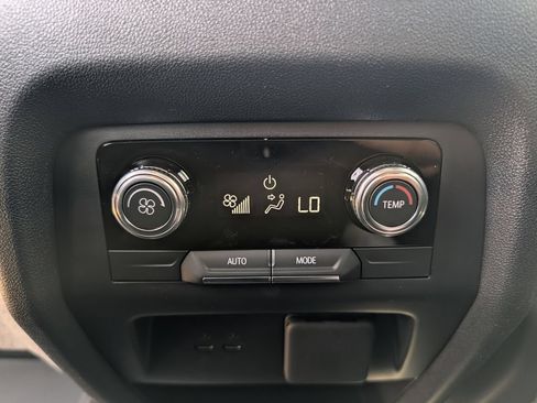 New 2026 GMC Acadia Elevation w/ Elevation Premium Package AWD/4WD image 12